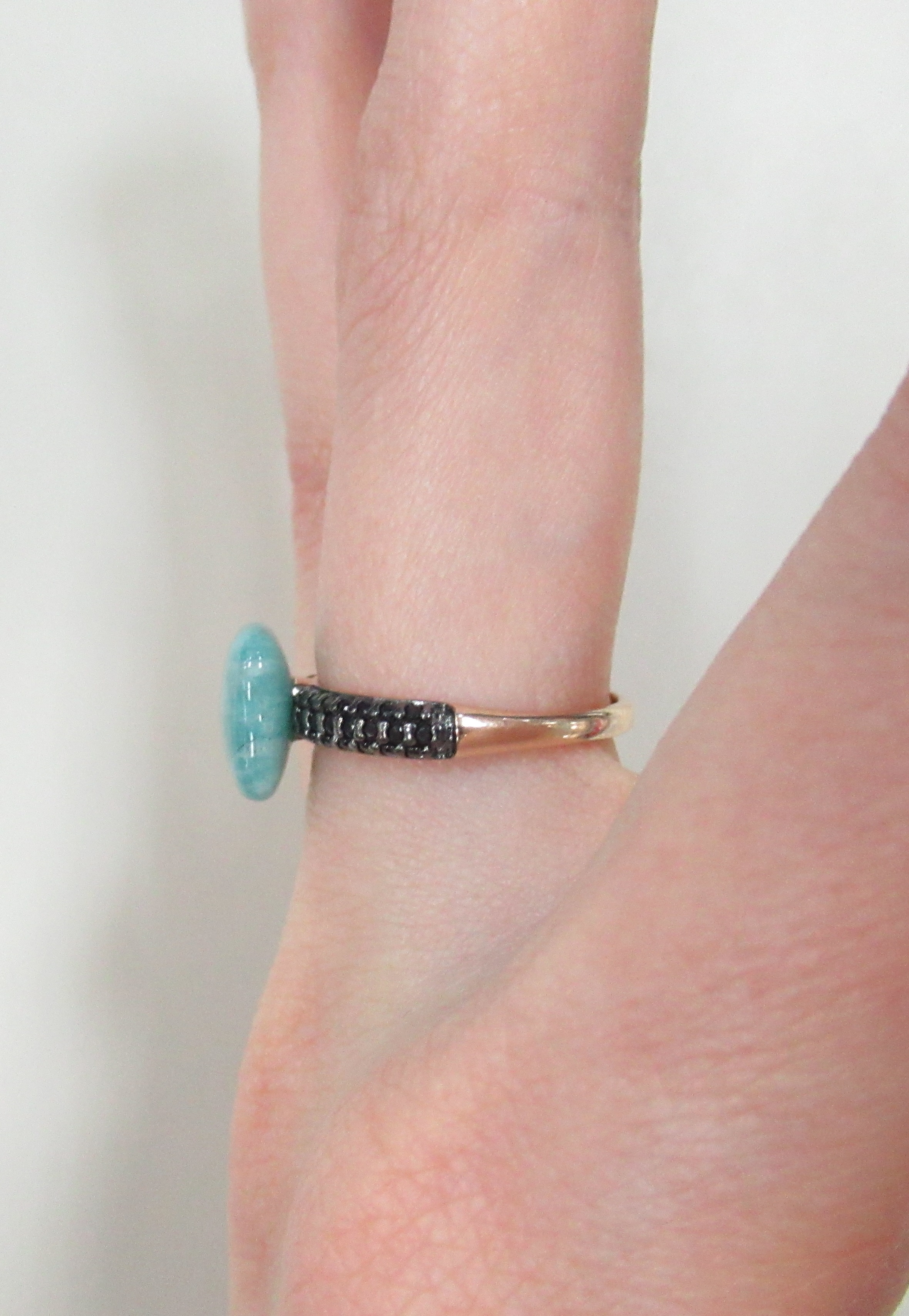 Серебряное кольцо с амазонитом